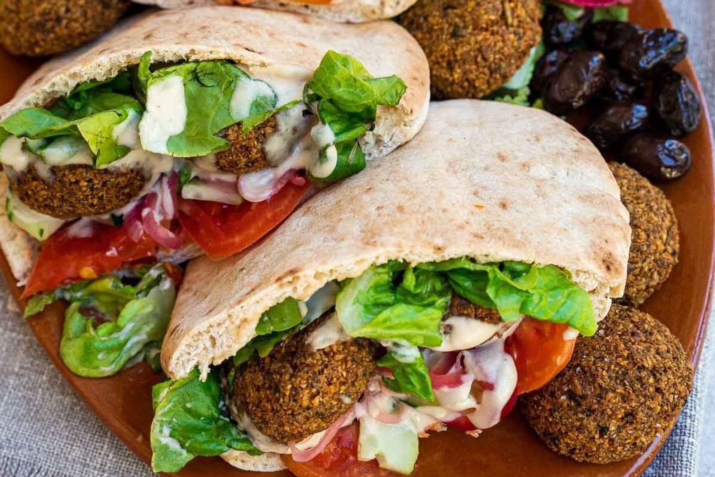 Mushakkel Sandwich