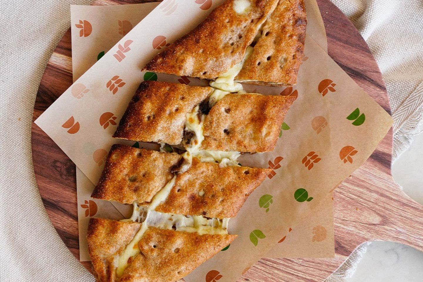 Mushroom And Olive Melt Fatira
