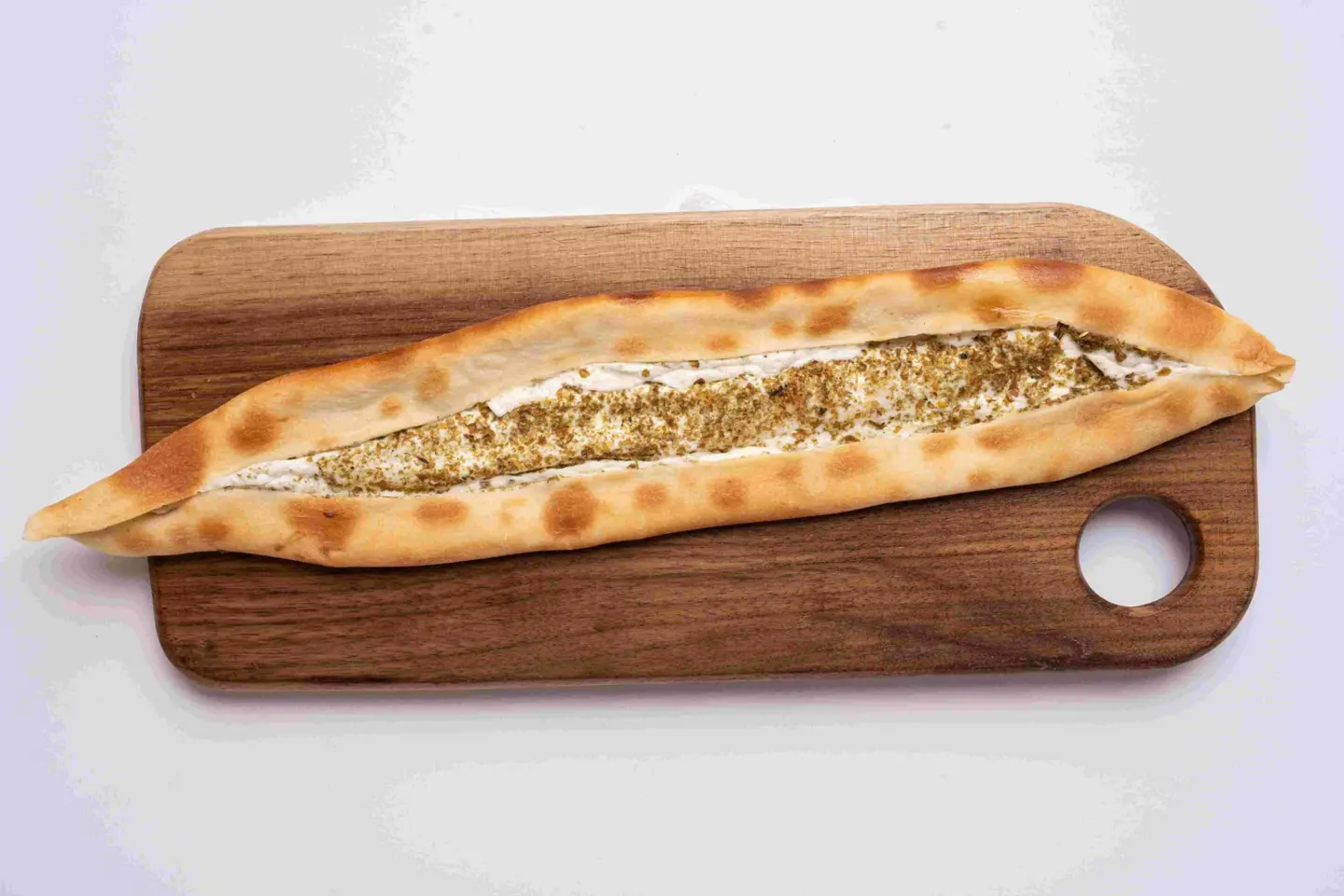فطيرة لبنة بالزعتر