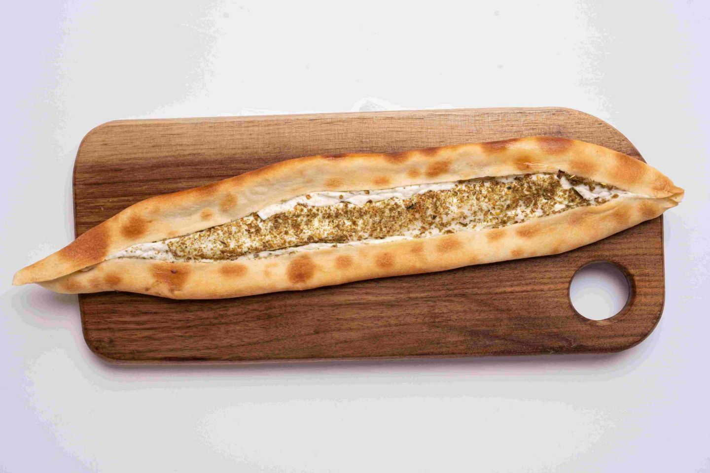 فطيرة لبنة بالزعتر
