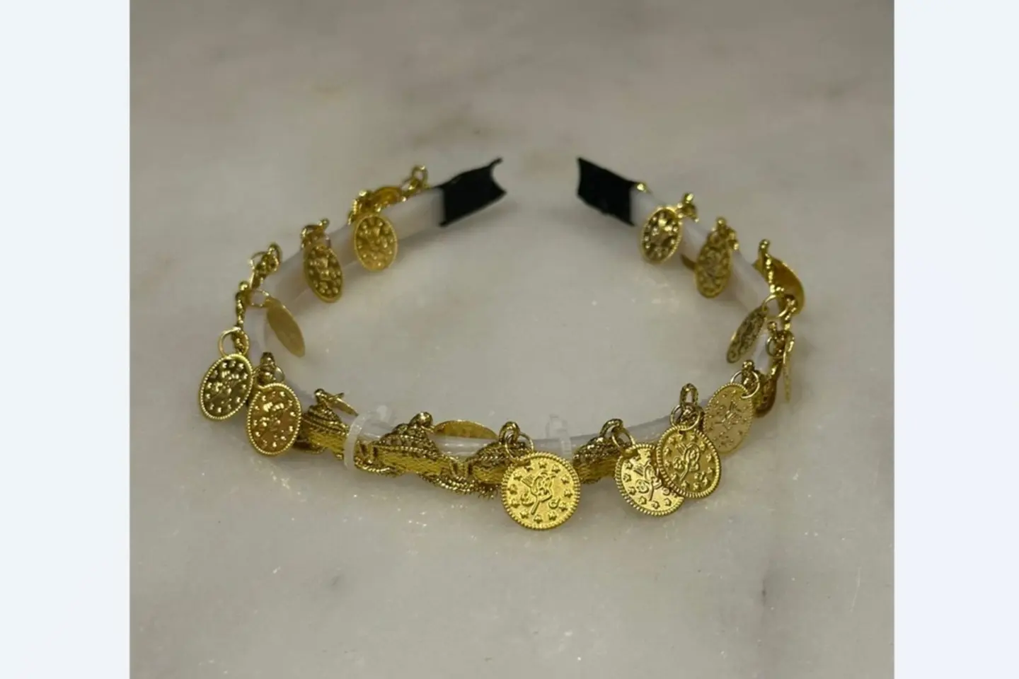 طوق شعر