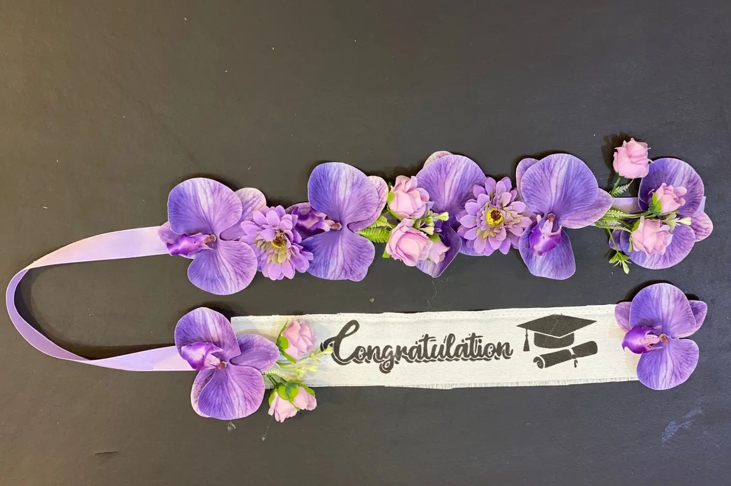 عقد التخرج اربعه