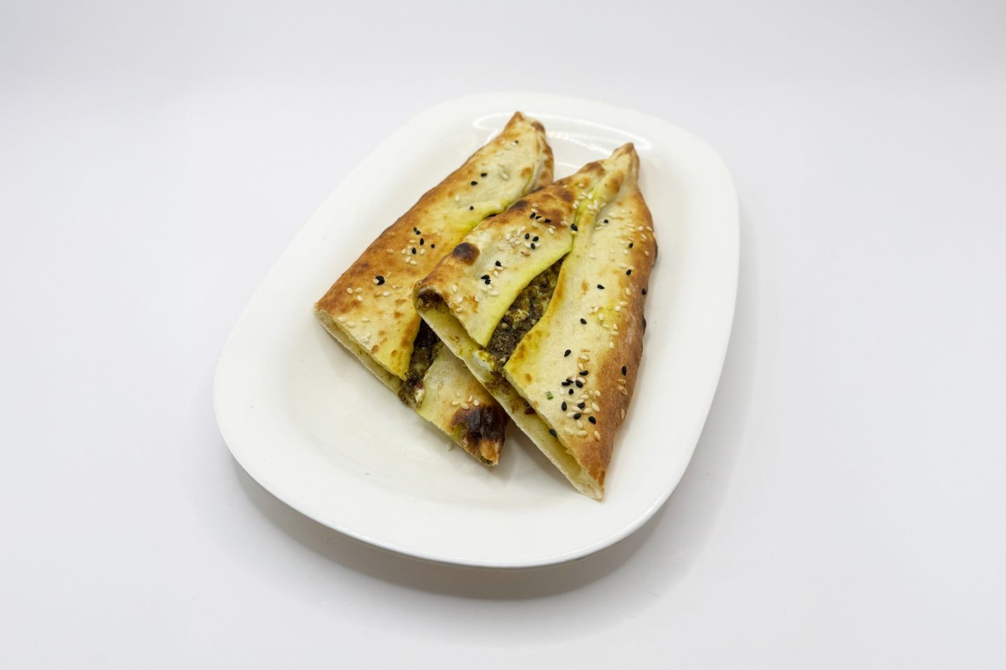 فطيرة لبنة زعتر