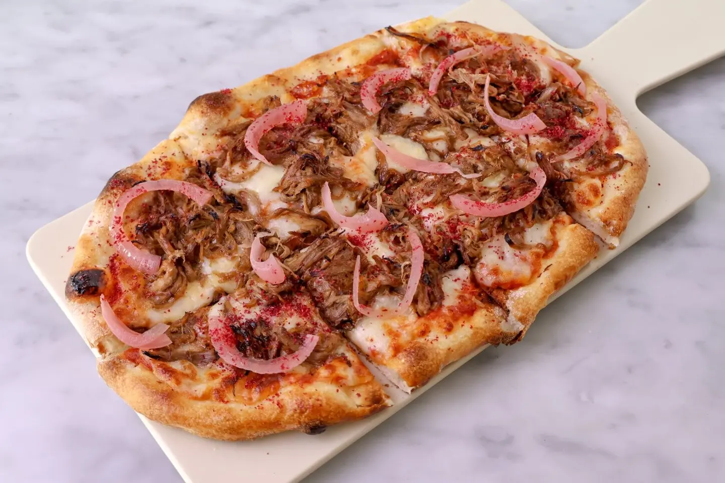 بيتزا لحم الغنم