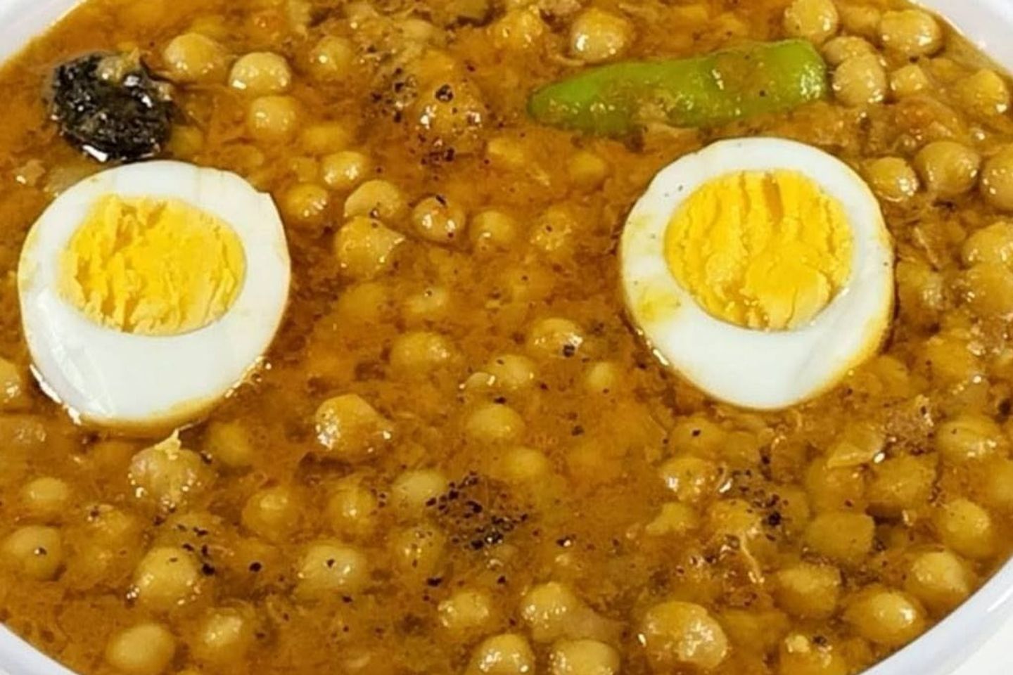 شانا مع البيض