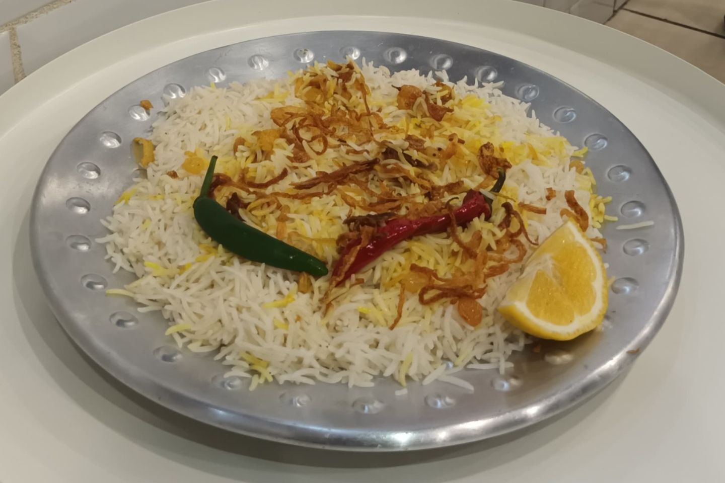 نفر رز بشاور