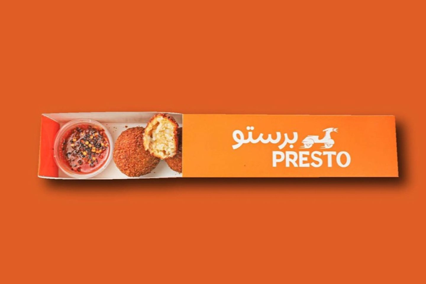 كرات الارز المقلية مع صوص البولونيز