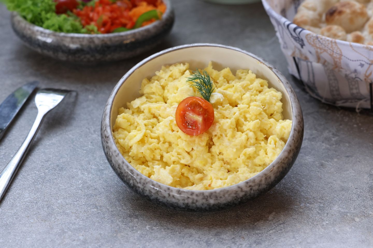 Eggs With Cheese