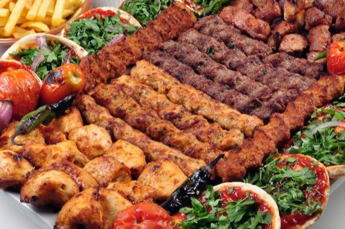 كيلو مشكل مشاوي - ستة عشر سيخ