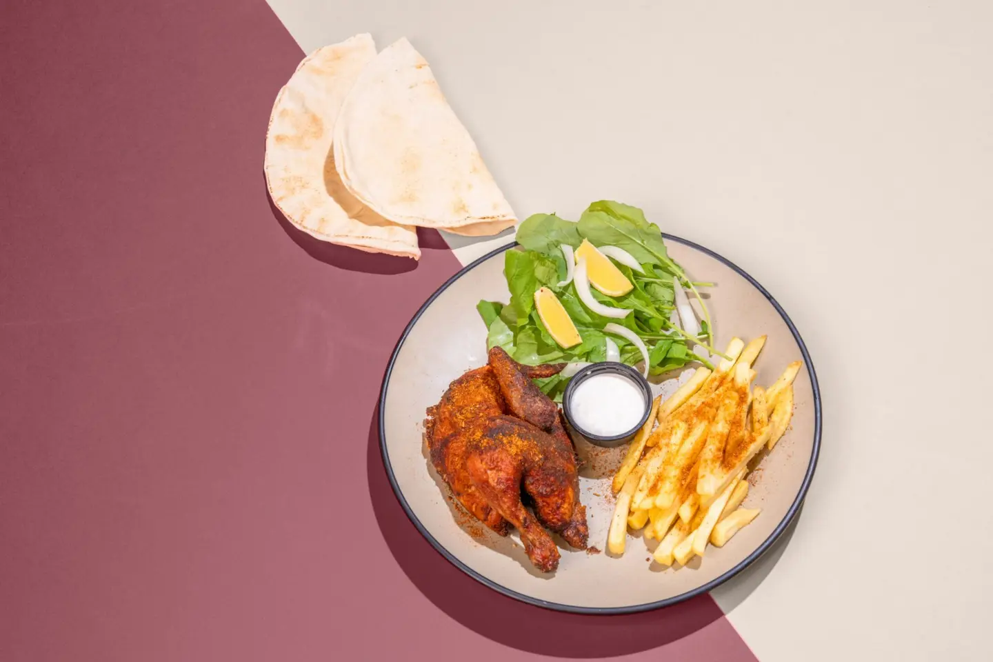 دجاج كرسبي مع بطاطا وثوم