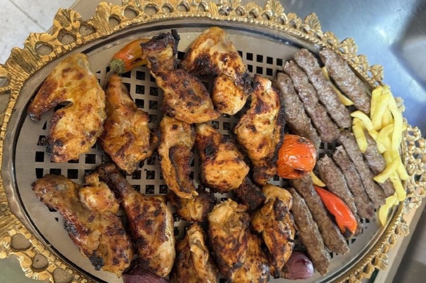 صينية التوينز