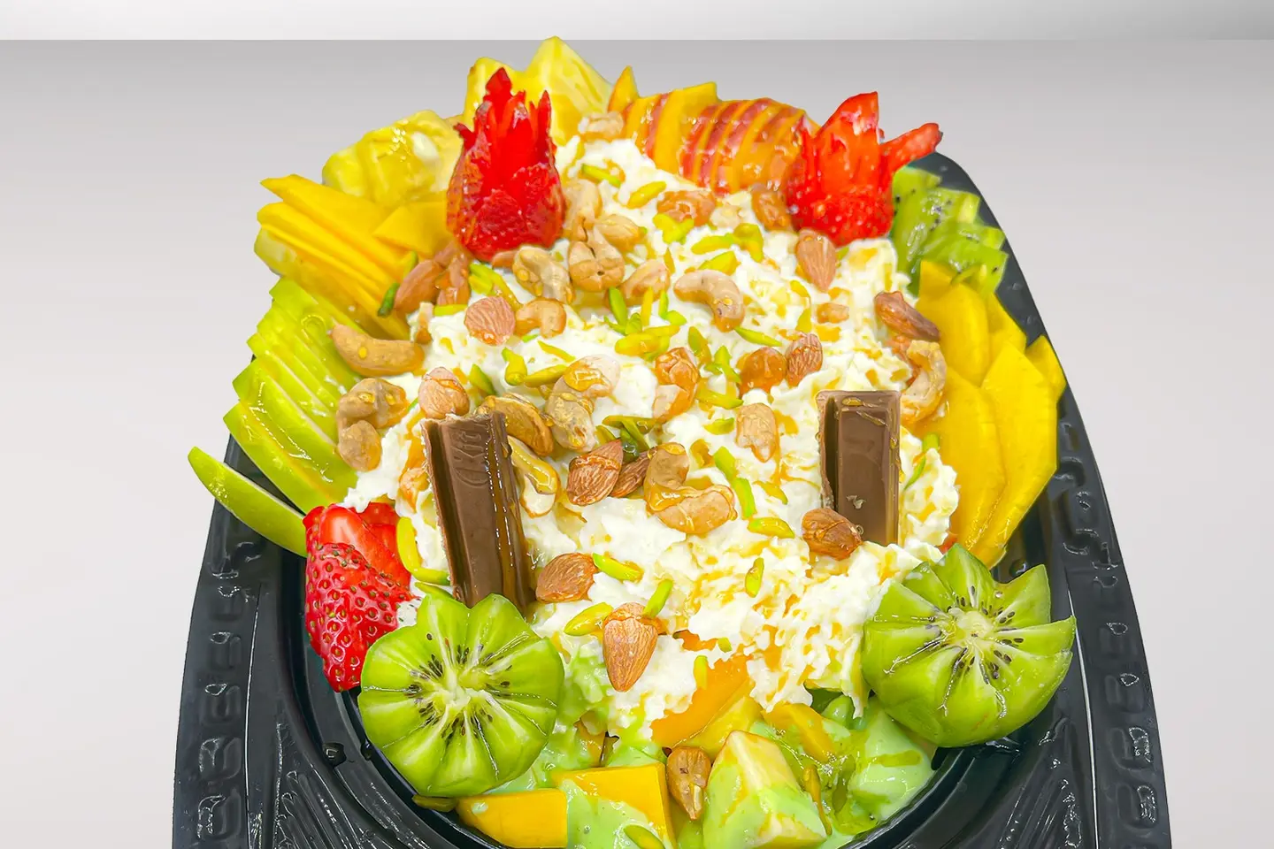 Royal Family Salad With Local Cream