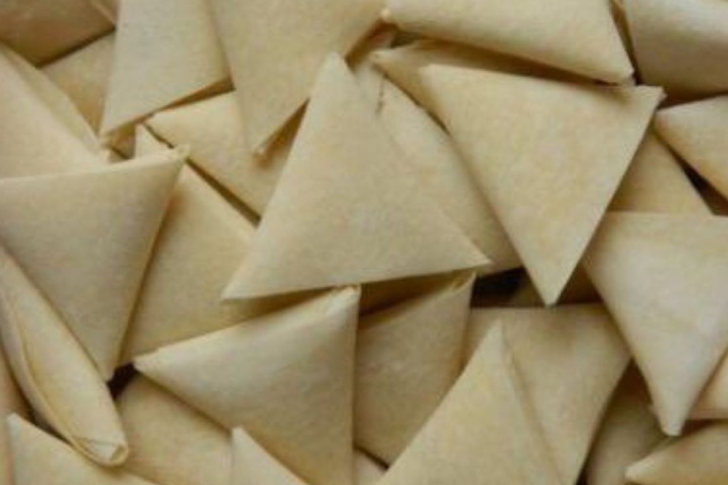 سمبوسة حمسة بطاطس مفرزن ١٢ حبه