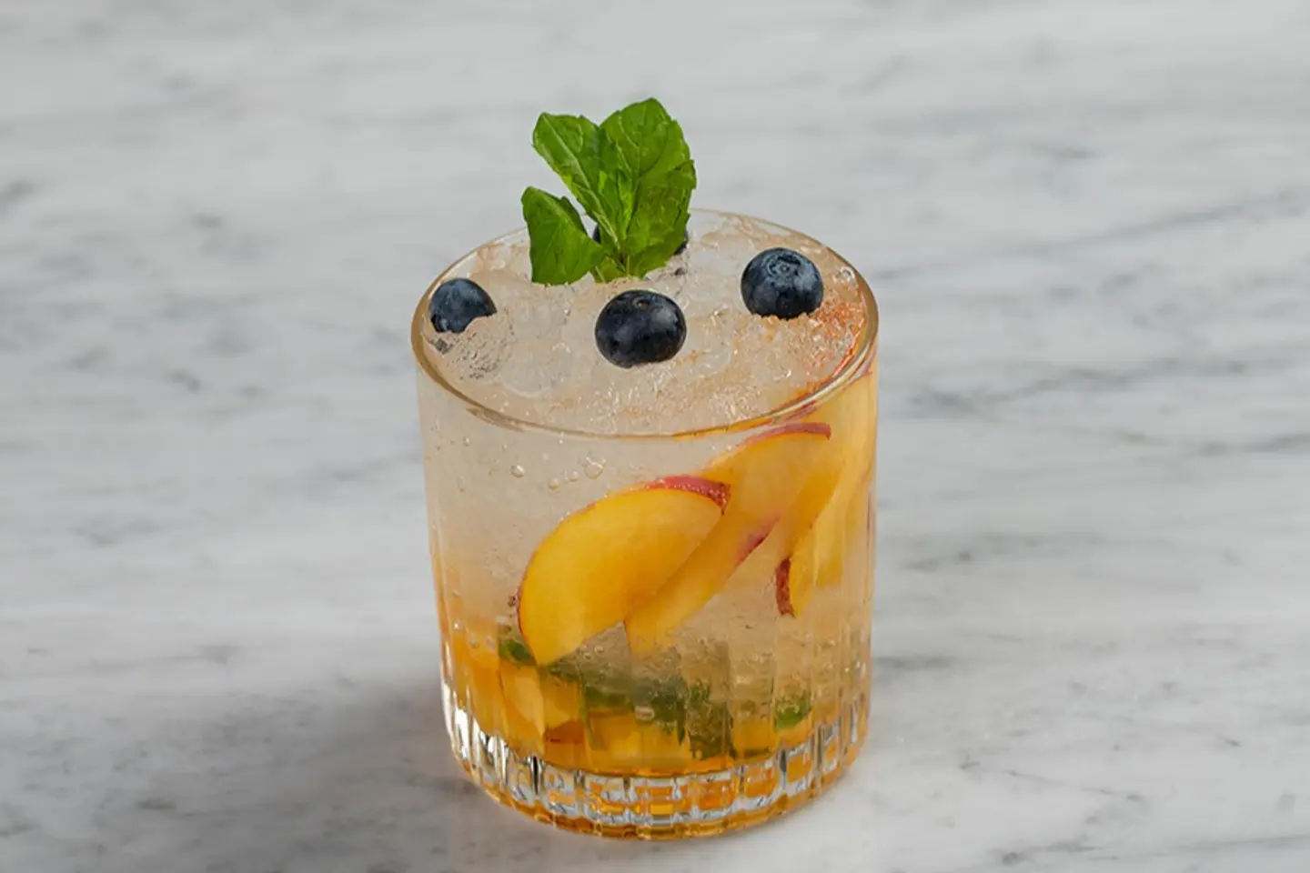 موهيتو الخوخ