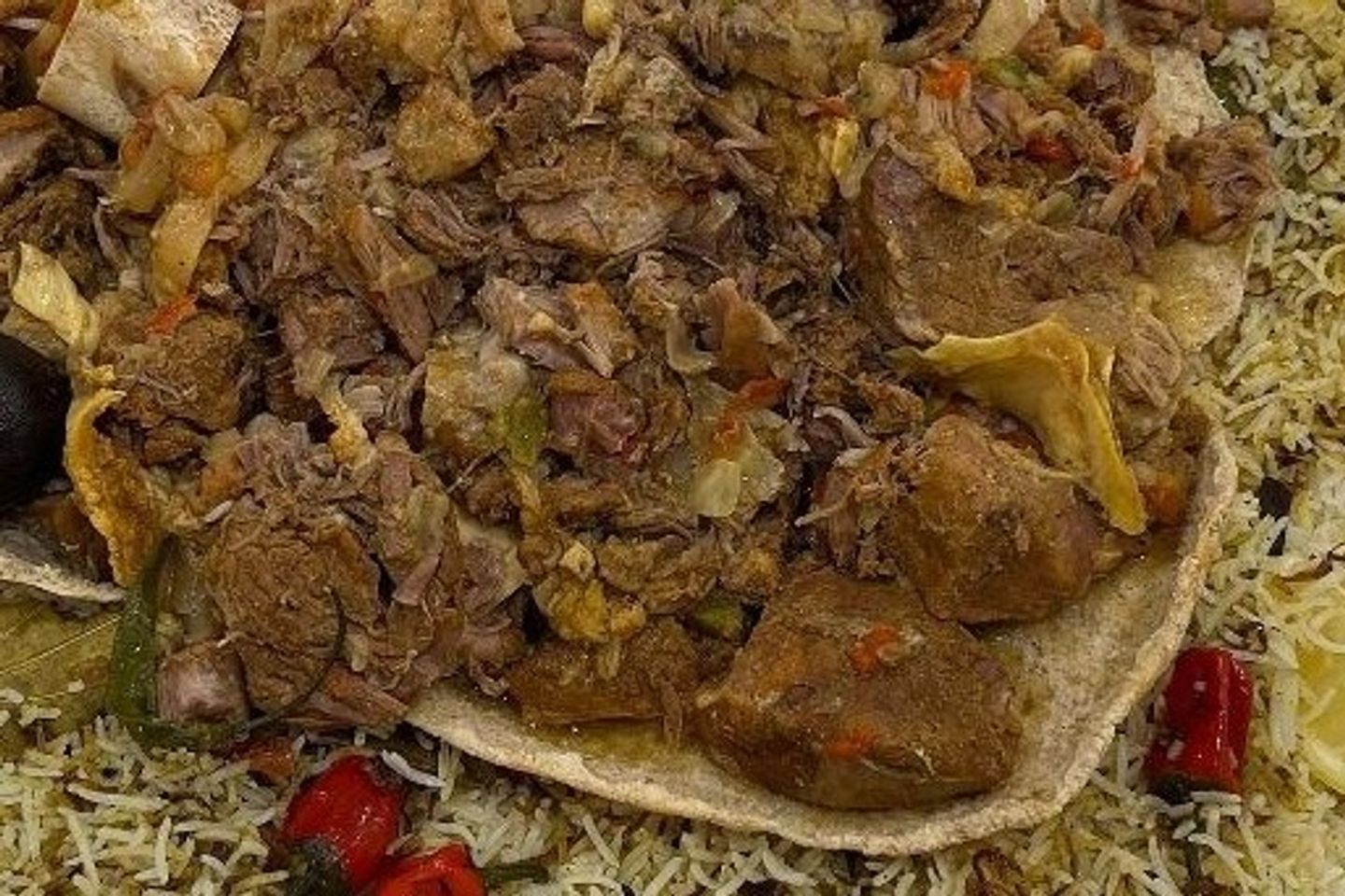 نفر لحم مكموت