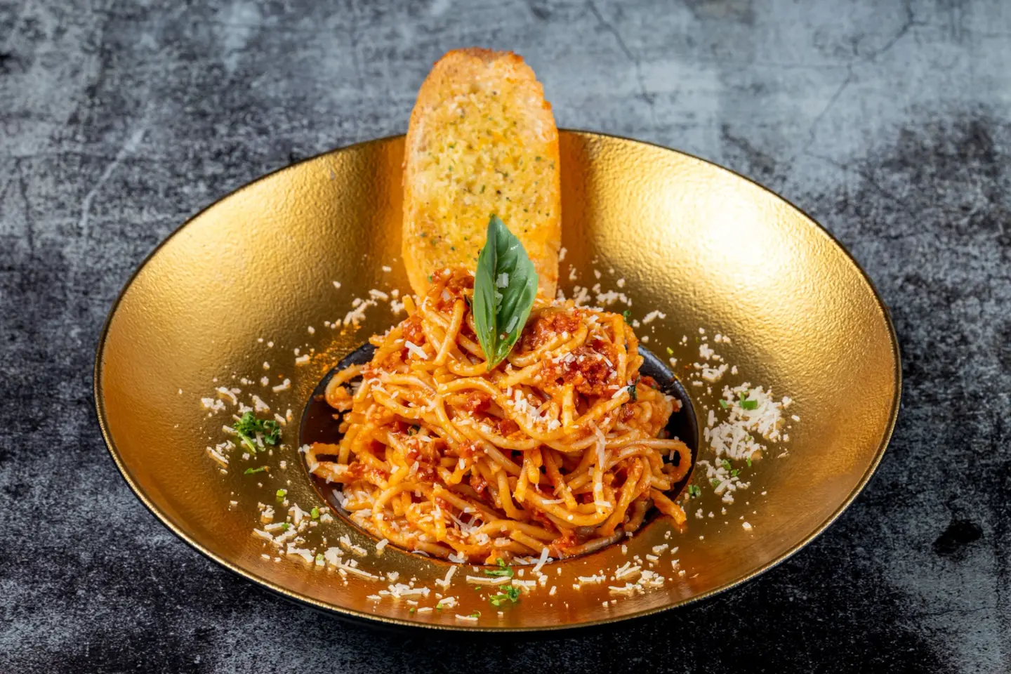 Spaghetti With Red Sauce