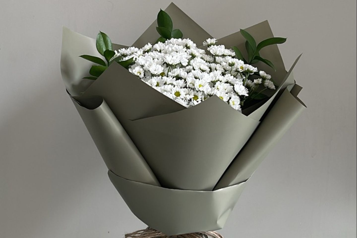 White Baby Chris Bouquet
