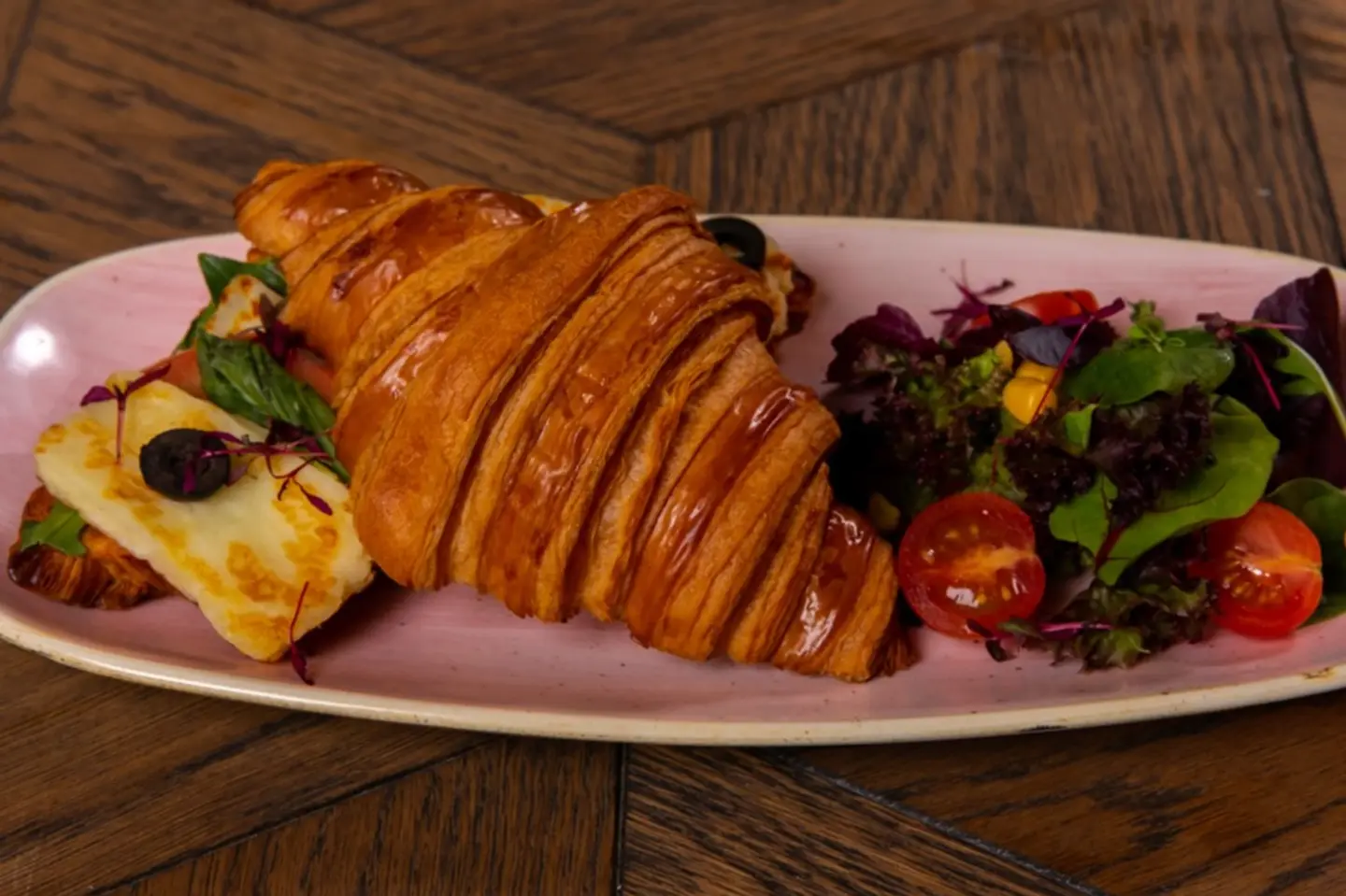Croissant Halloumi