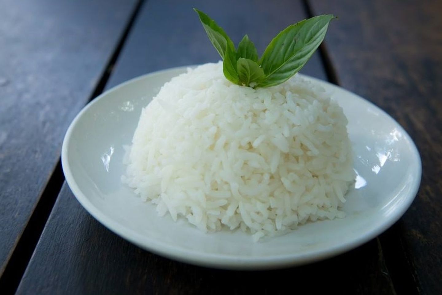 ارز ابيض سادة وسط