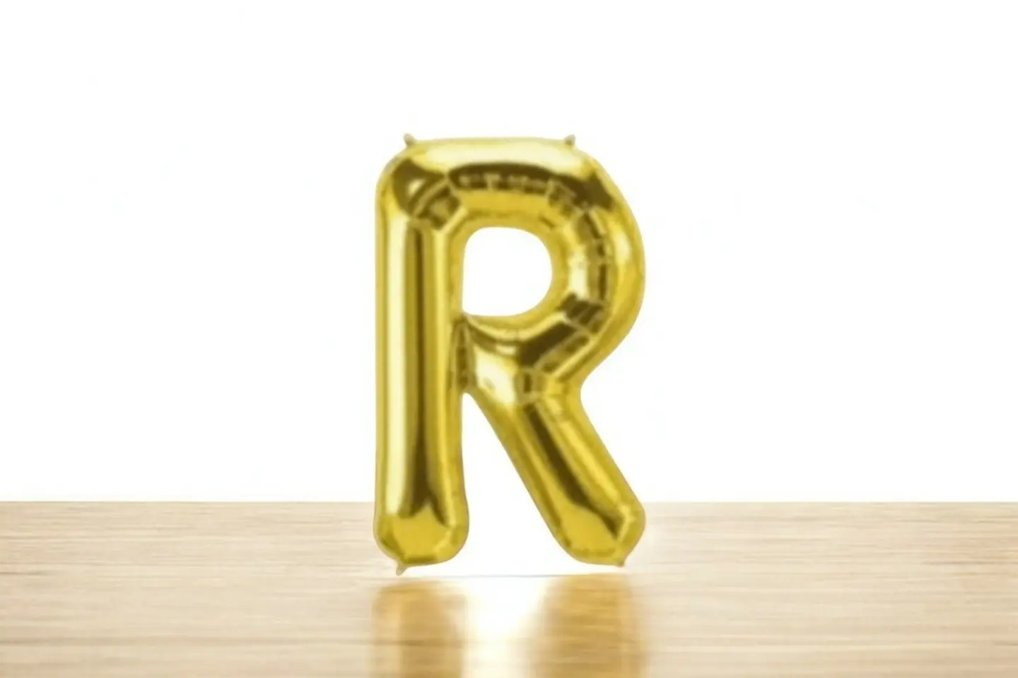 هليوم حرف R