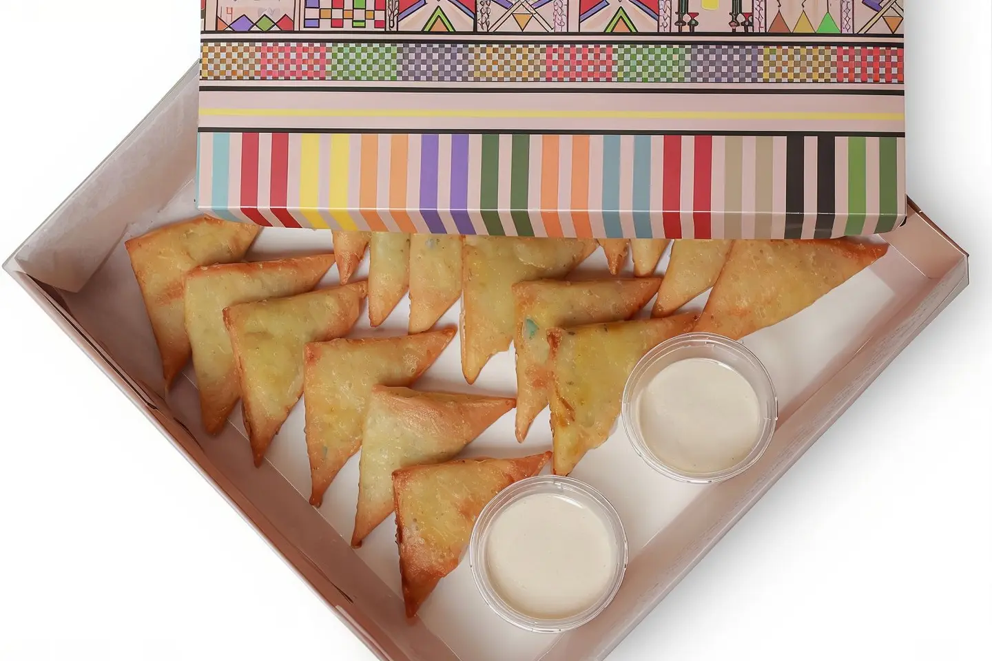 Box Sambousek With Meat And Cheese