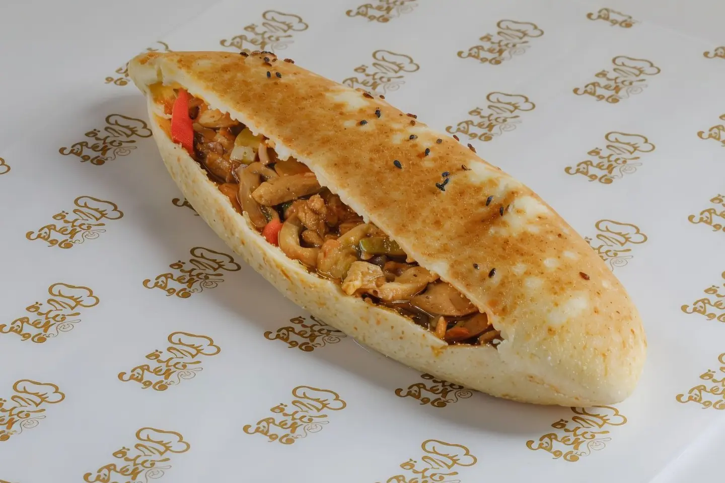 ساندويش شاورما دجاج صنعاني