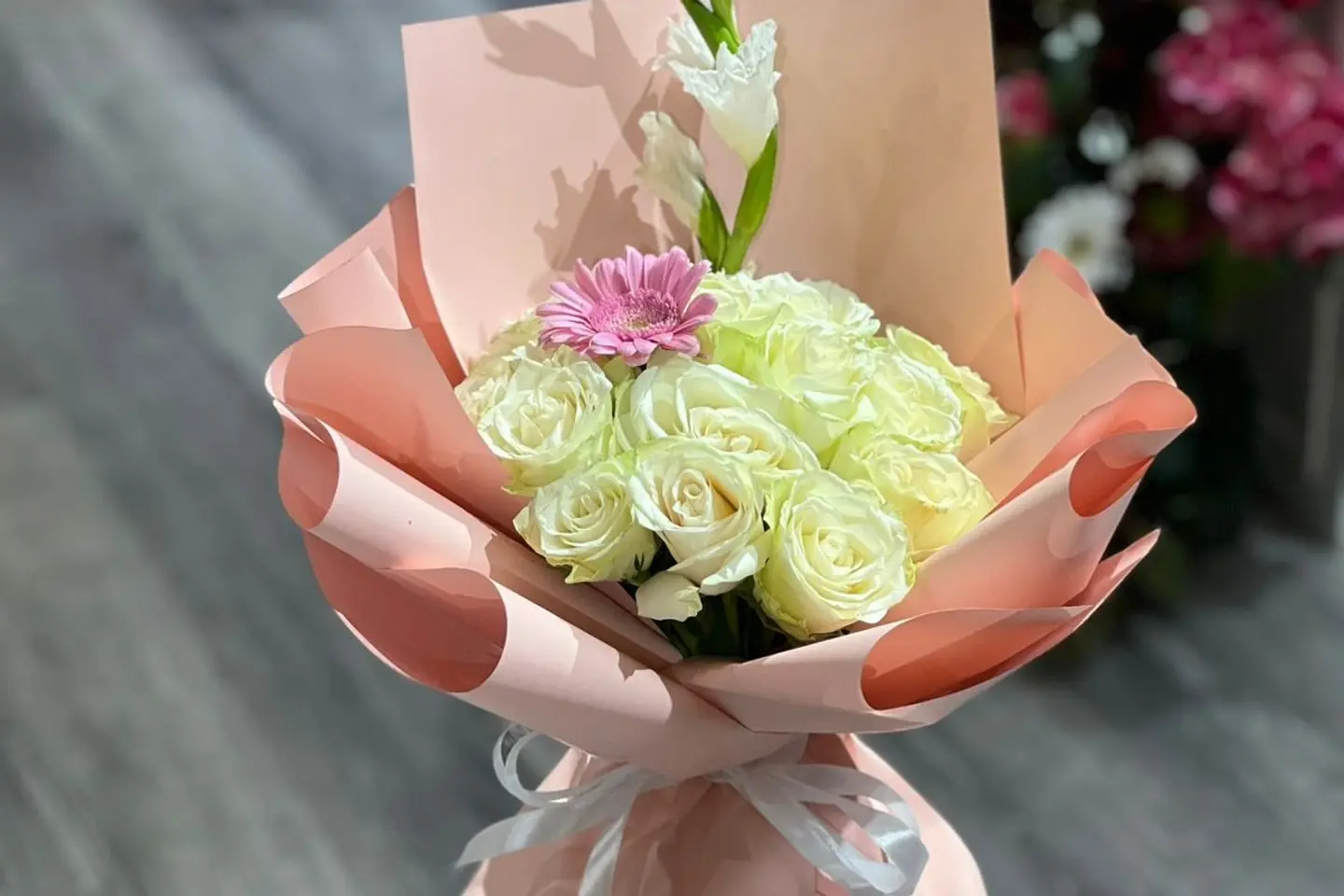 باقة جوري مع جربيرا