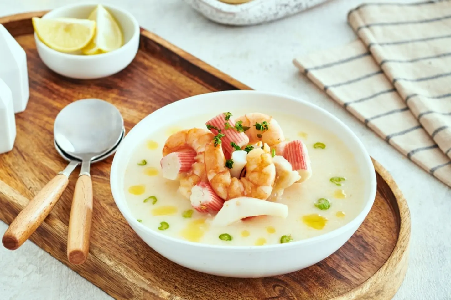 شوربة فواكه البحر