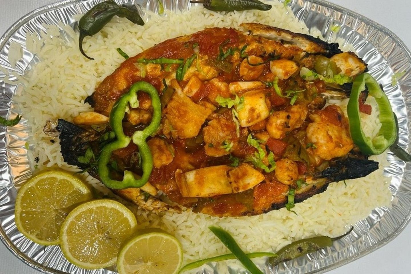 وجبة سمك مشوي بالسي فود
