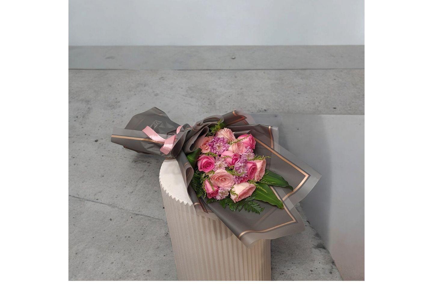 Flat Bank Bouquet