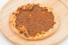 لحم بالعجين