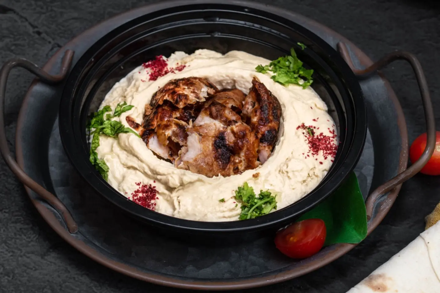 Hummus With Chicken
