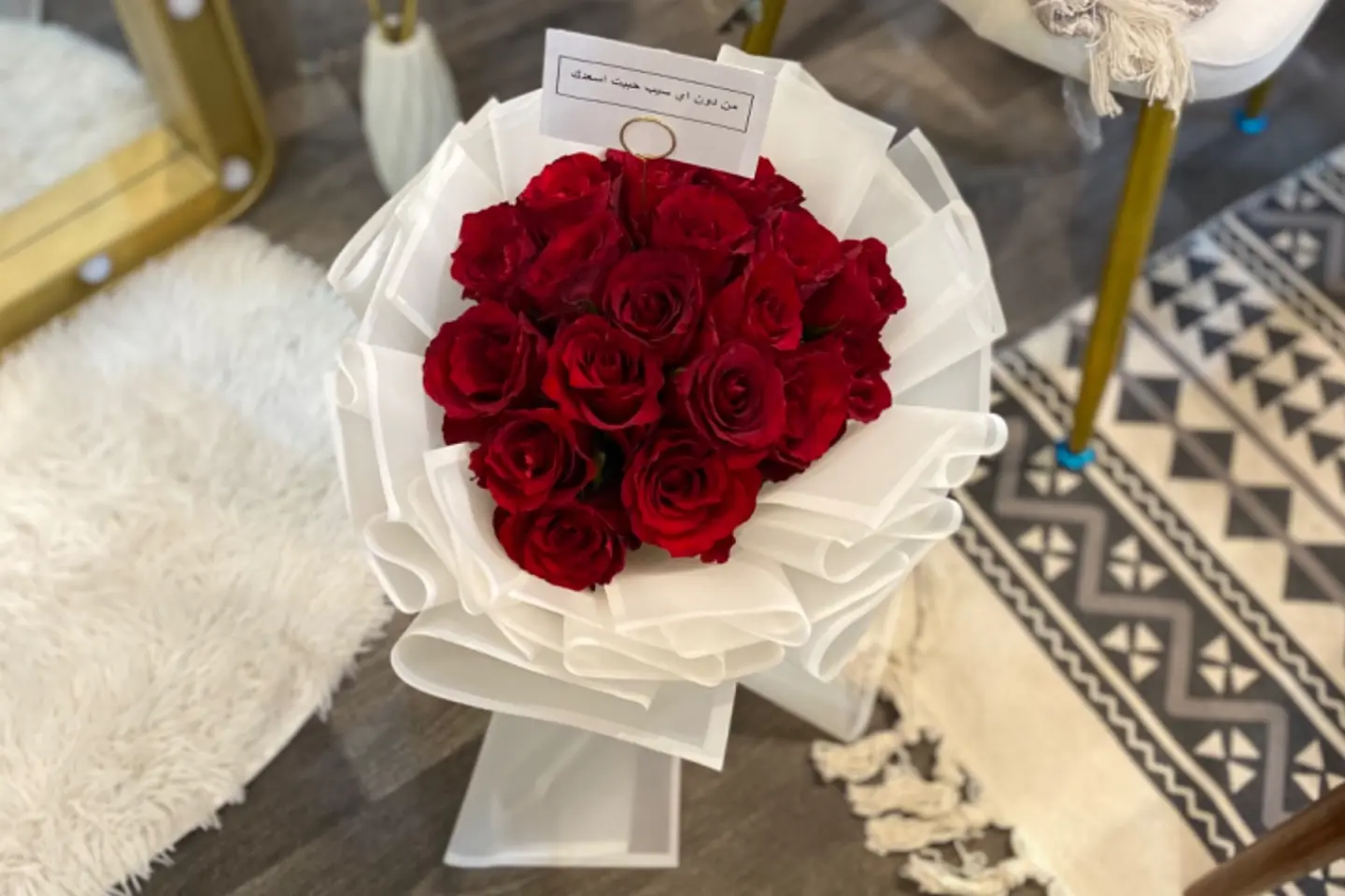 باقة ورد أحمر