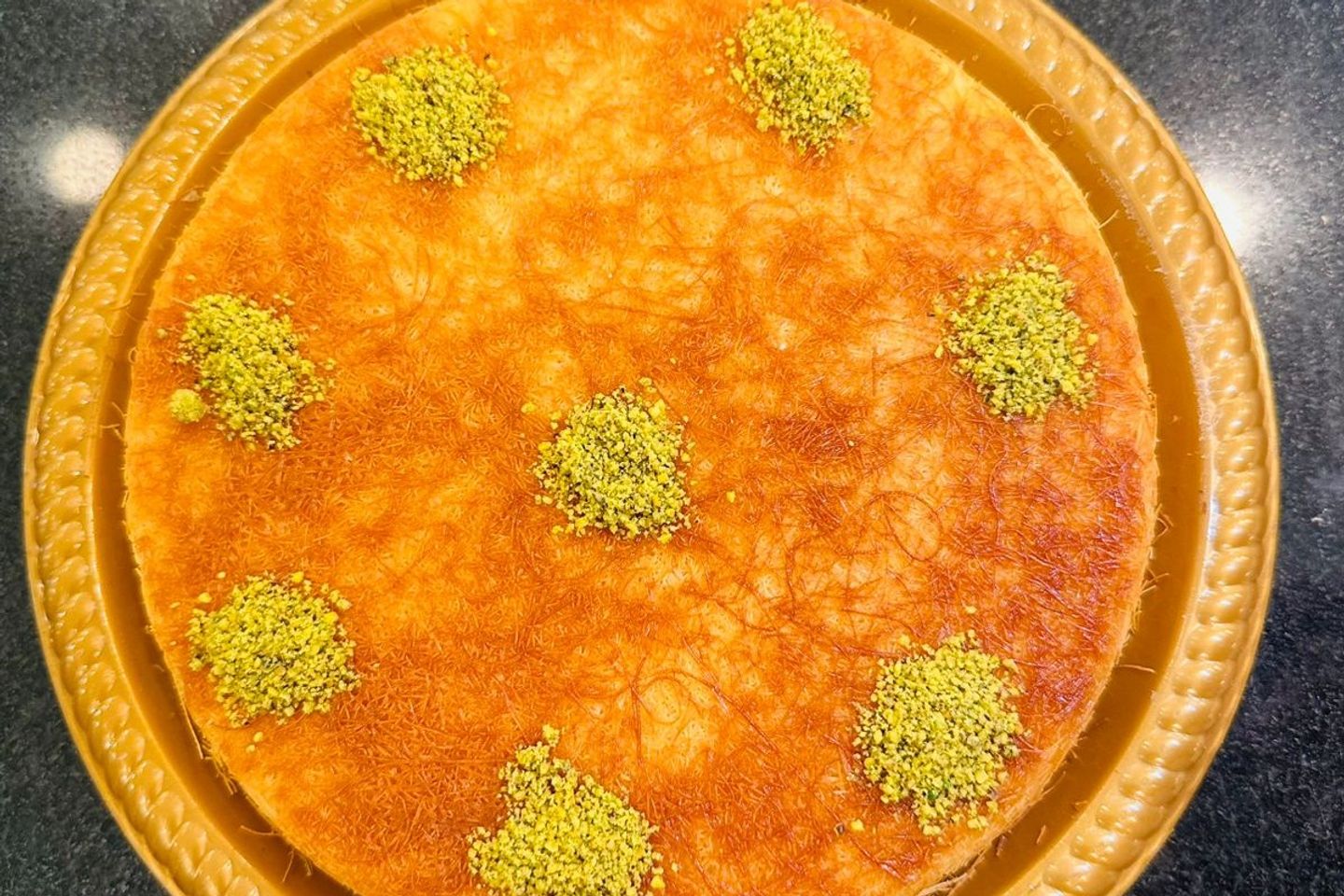 كنافة ساخنة بالقشطة - كنافة ساخنة بالقشطة