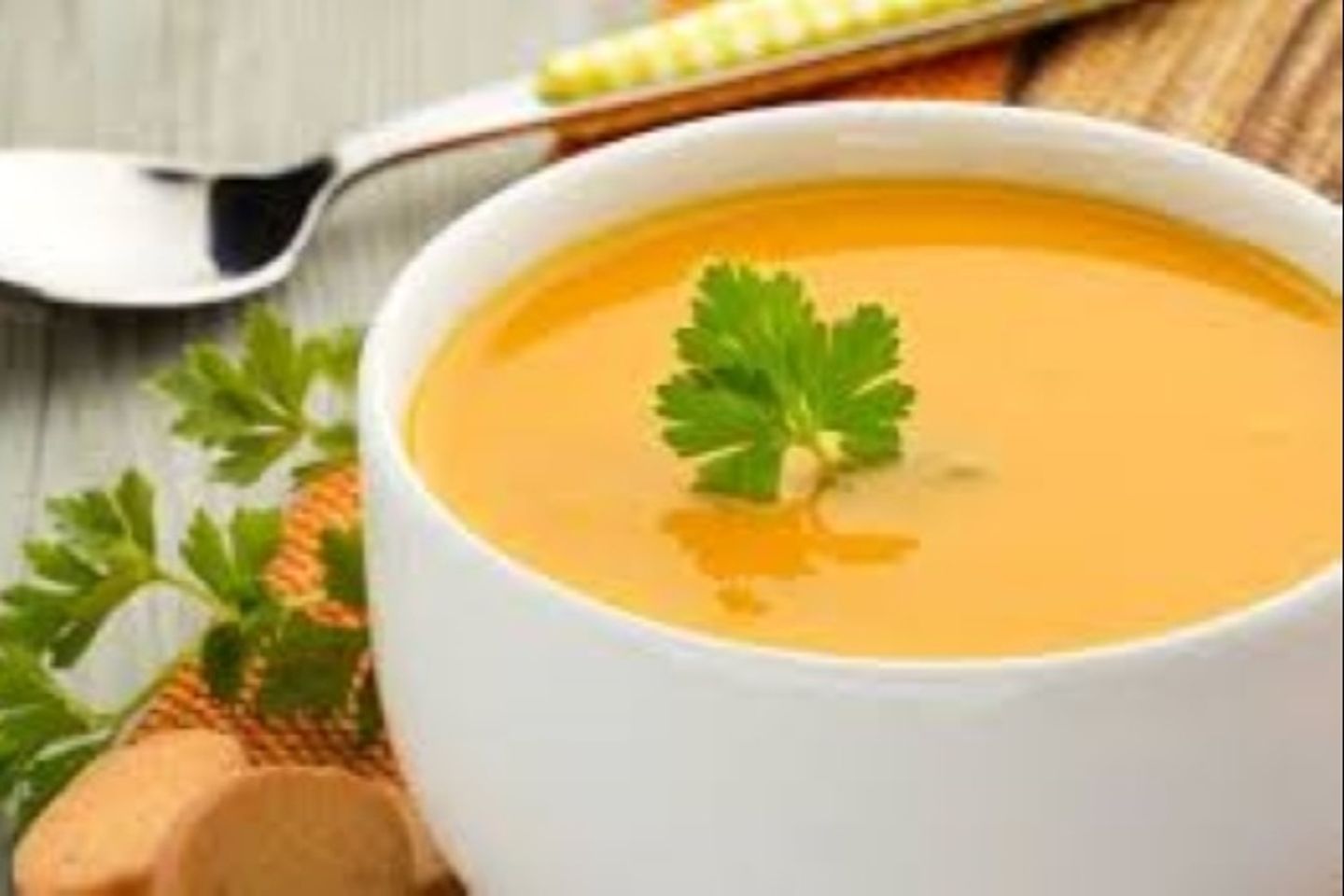 شوربة عدس