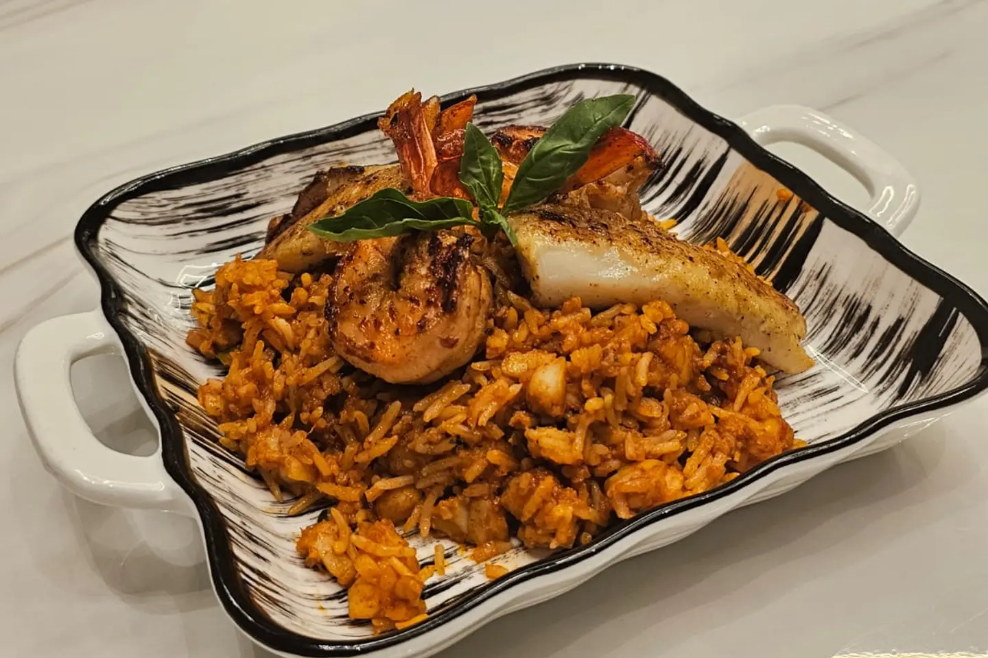 Seafood Rice + Arabic Salad + Carbonated Water