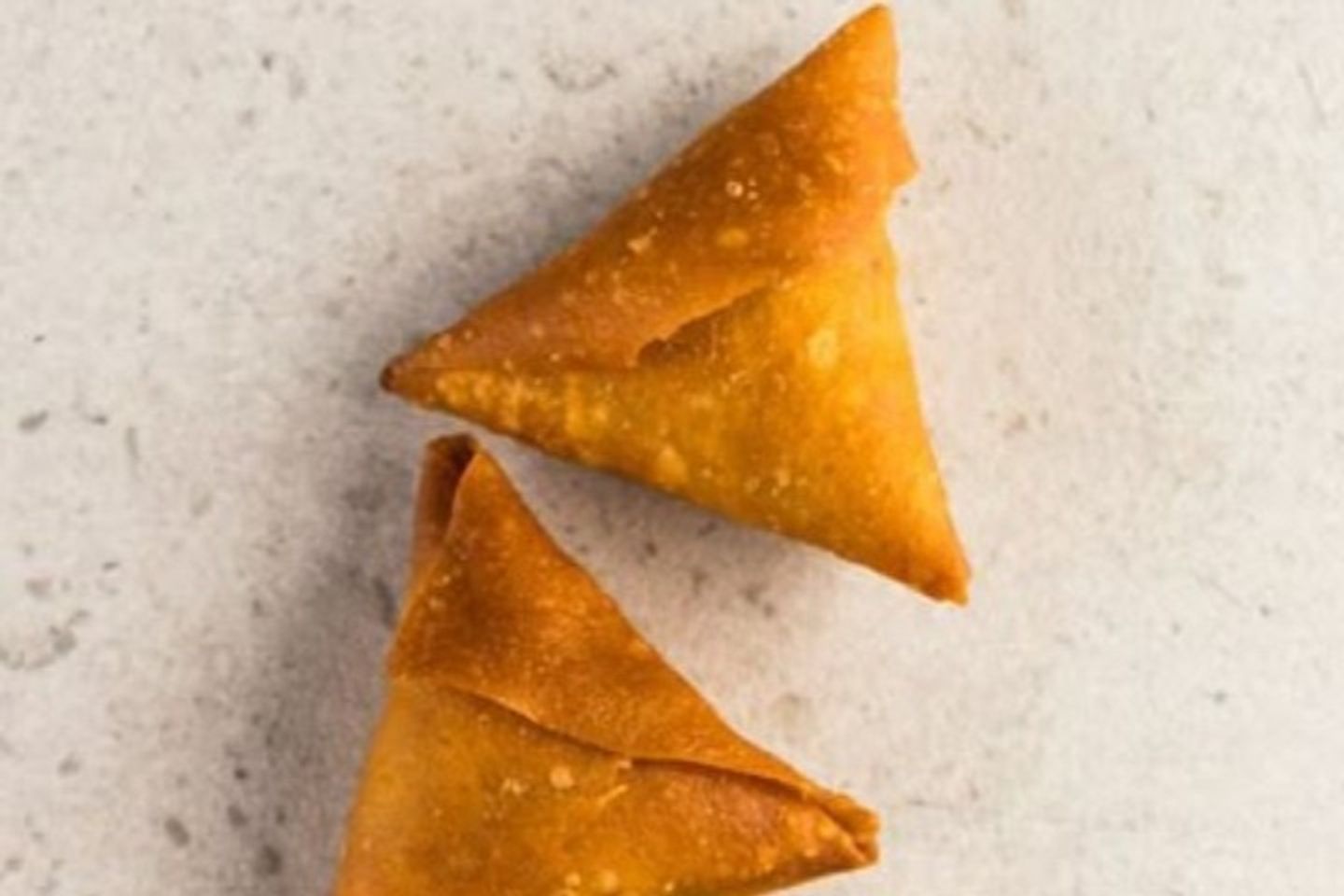 سمبوسة لحم مشوية