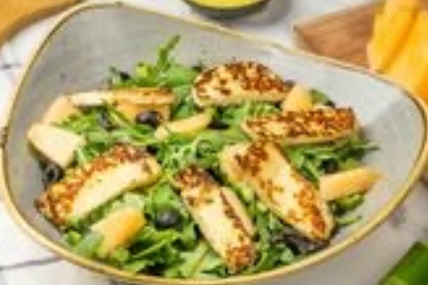 Arugula Salad With Halloumi