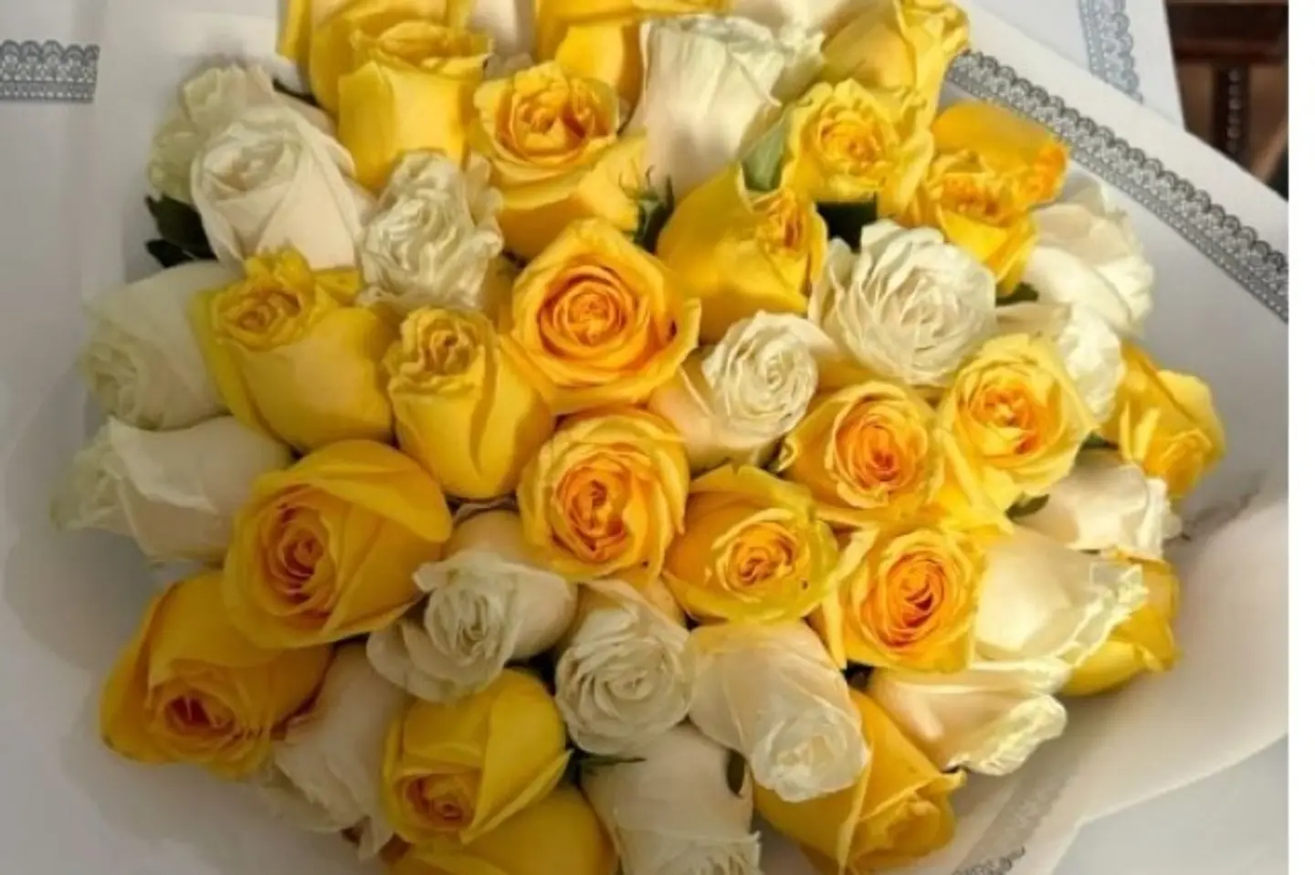 إشراقة ذهبية ٣٠