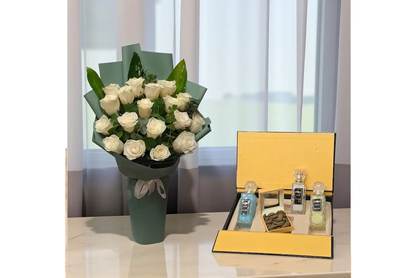 مجموعة عطور مسك و بخور و باقة ورد