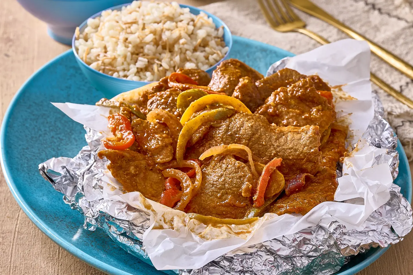 ورقة لحمة مع أرز بالشعيرية