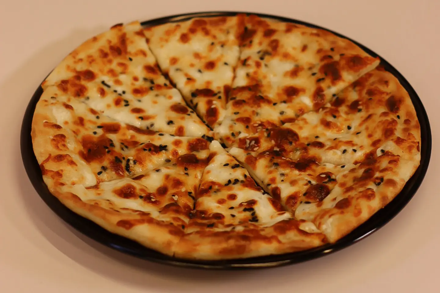 عش بلبل وسط
