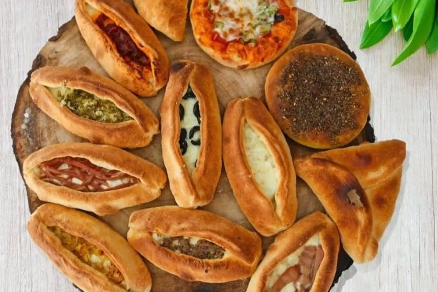 Labnah With Thyme Pie