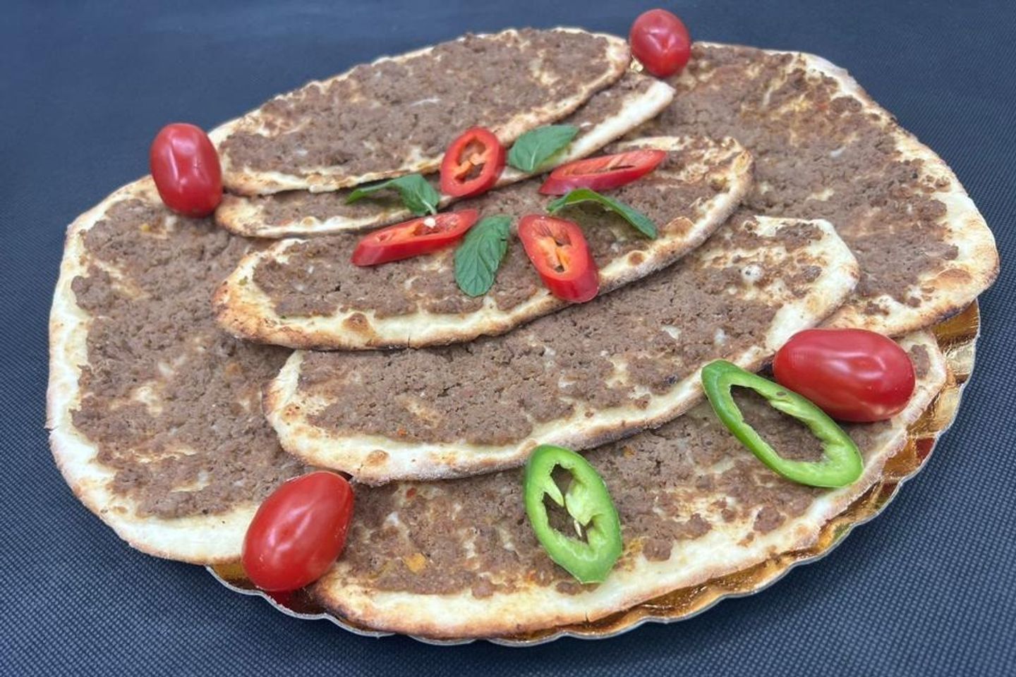 Naimi Meat Safiha Box With Vegetables