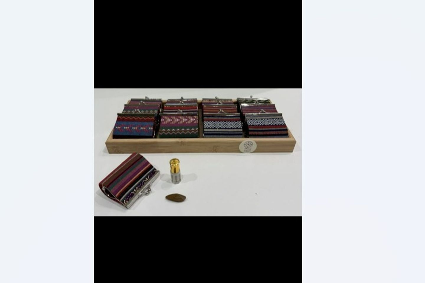 A Distribution Tray Filled With Musk And Incense