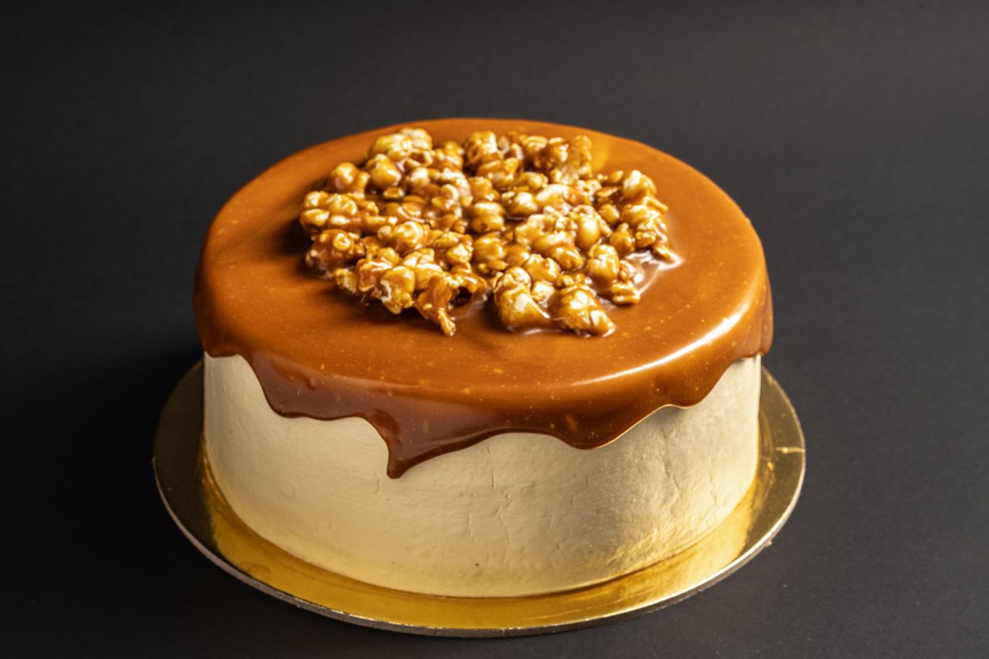 Caramel Popcorn Cake