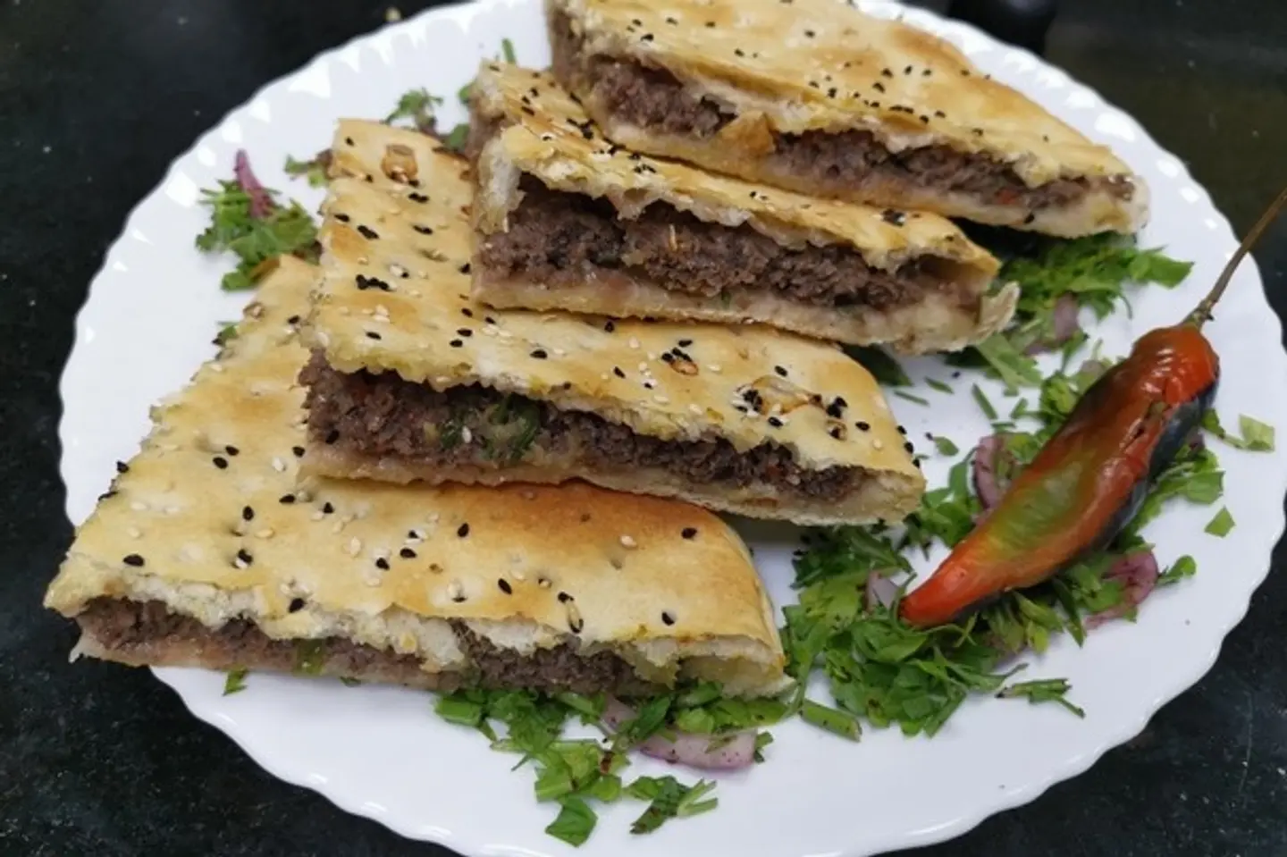 حواوشي اسكندراني سجق