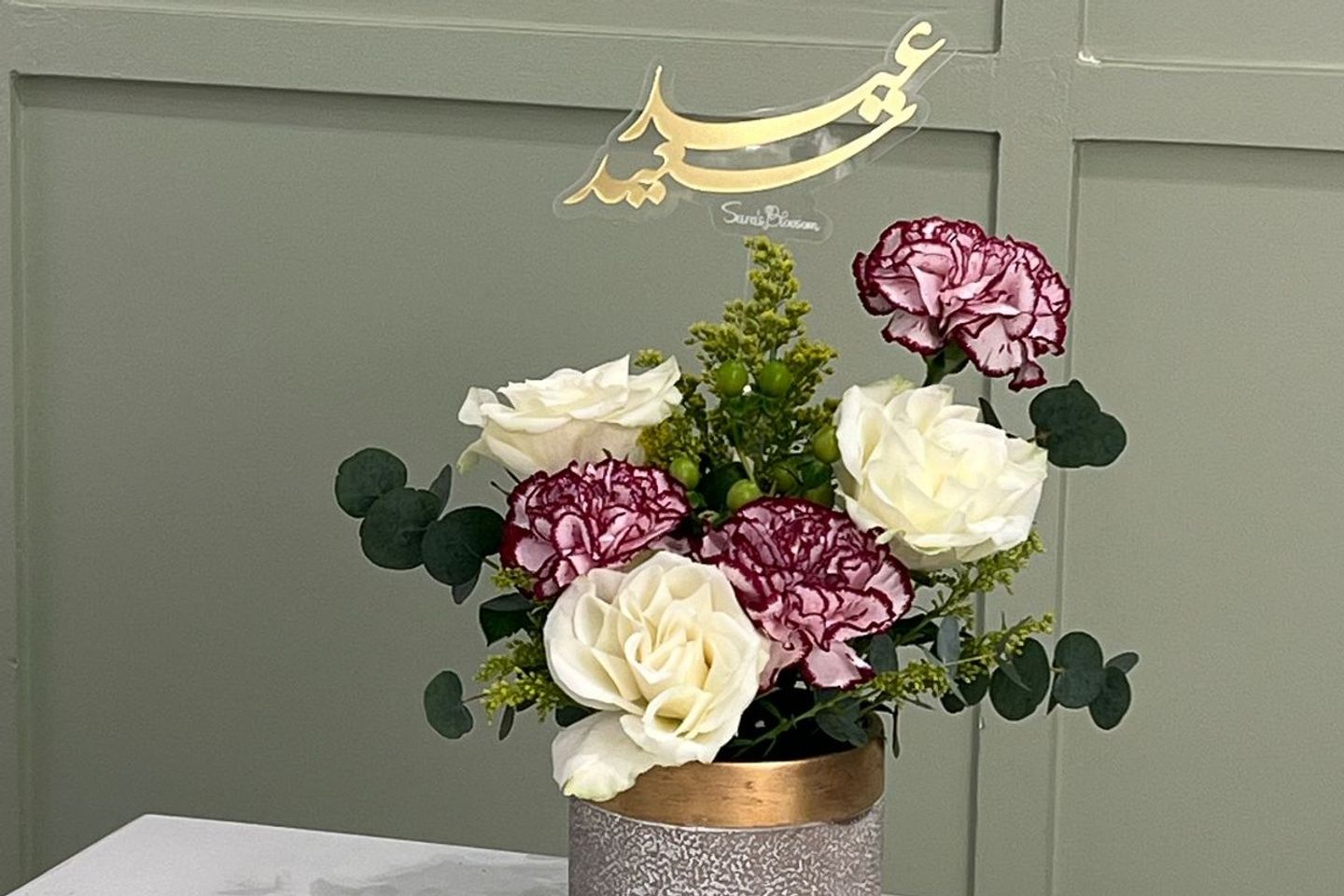 فازه ورد طبيعي للعيد