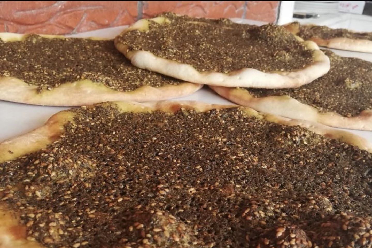 فطيرة زعتر سميكة