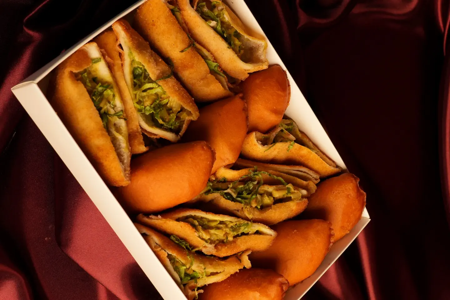 بوكس سمبوسة + جيب التاجر